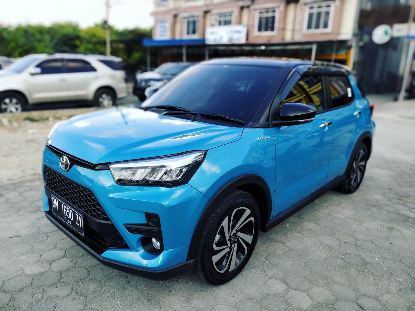 Rental Mobil Medan Terdekat 0812-6033-0008