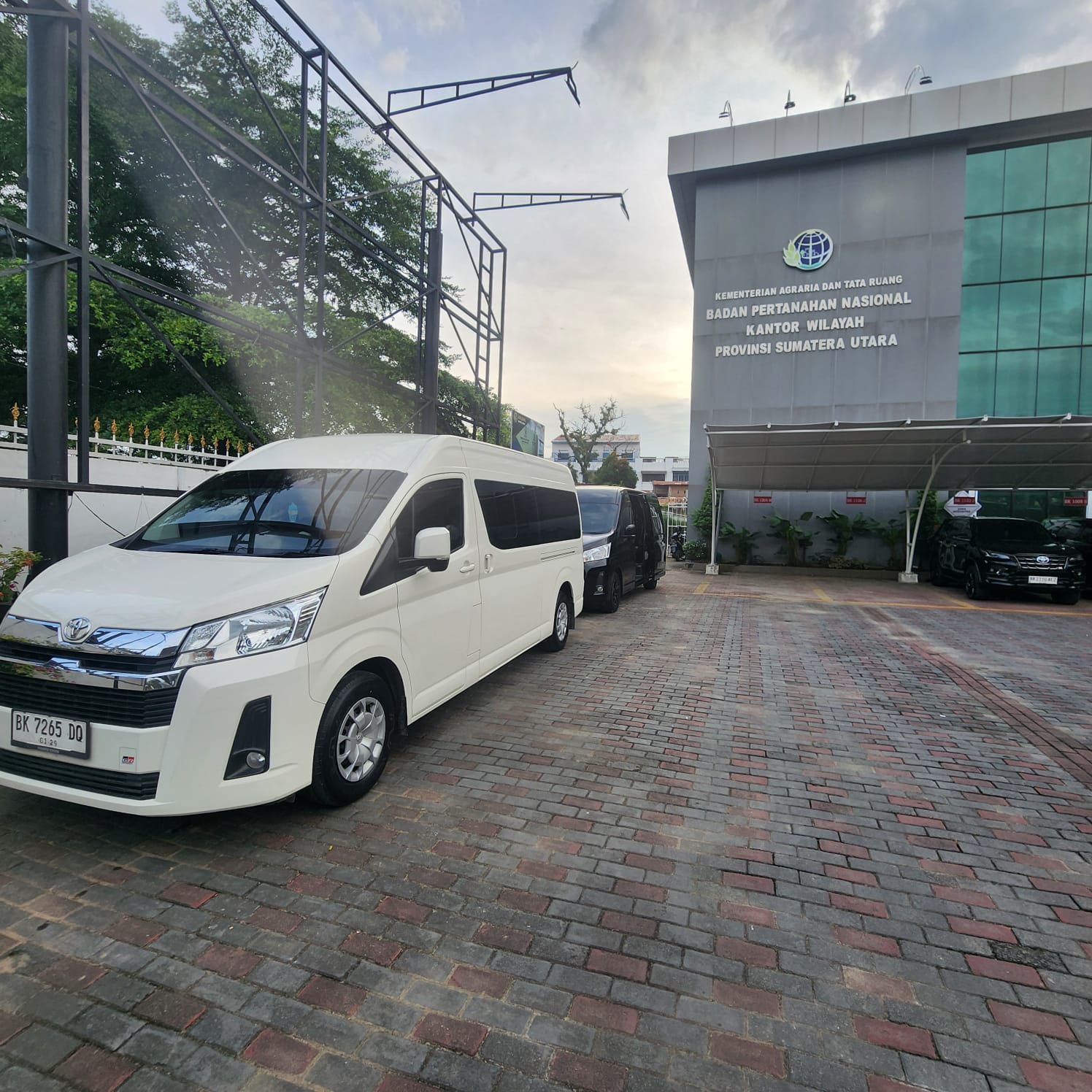 Rental Mobil Wisata Medan 0812-6033-0008